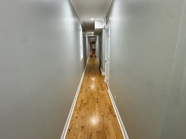 4933 S Prairie Ave #1 — Photo 5