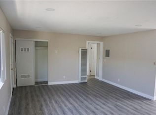 Beautiful Newly Remodeled 2 Bedroom/1 Bathroom Unit Located In Inglewood!, Inglewood, CA 90302