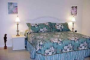 2nd image of 915 Eisenhower Dr #401