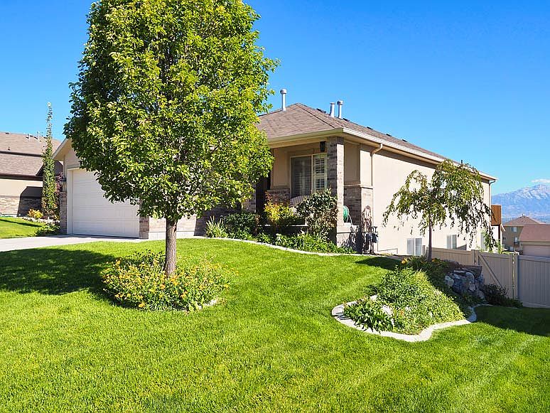 1st image of 266 W Kestrel Dr