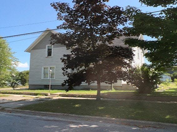 2nd image of 321 Jones Ave