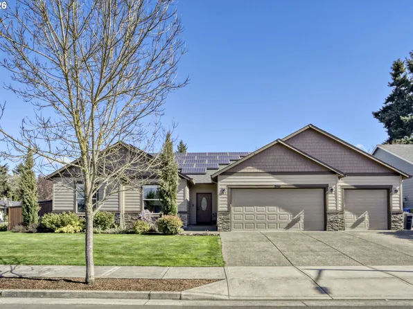 2141 Thomas Way, Hubbard, OR 97032