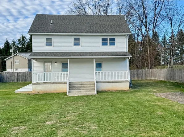 309 Oak St, Mount Pleasant, PA 15666