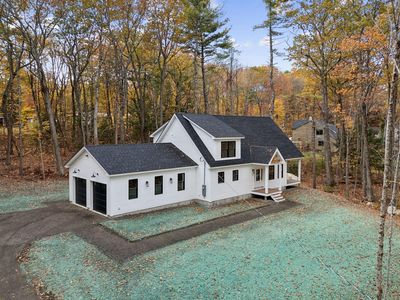 8 Perimeter Avenue, Standish, ME, 04084