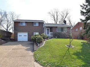 105 Ramey Ave, Pittsburgh, PA 15220