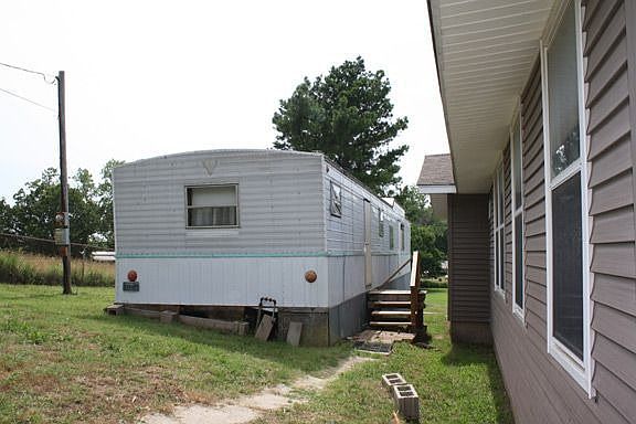 3rd image of 4938 S 63rd Ave W
