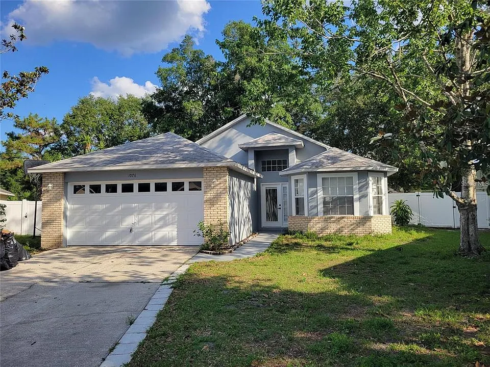1076 Country Cove Ct