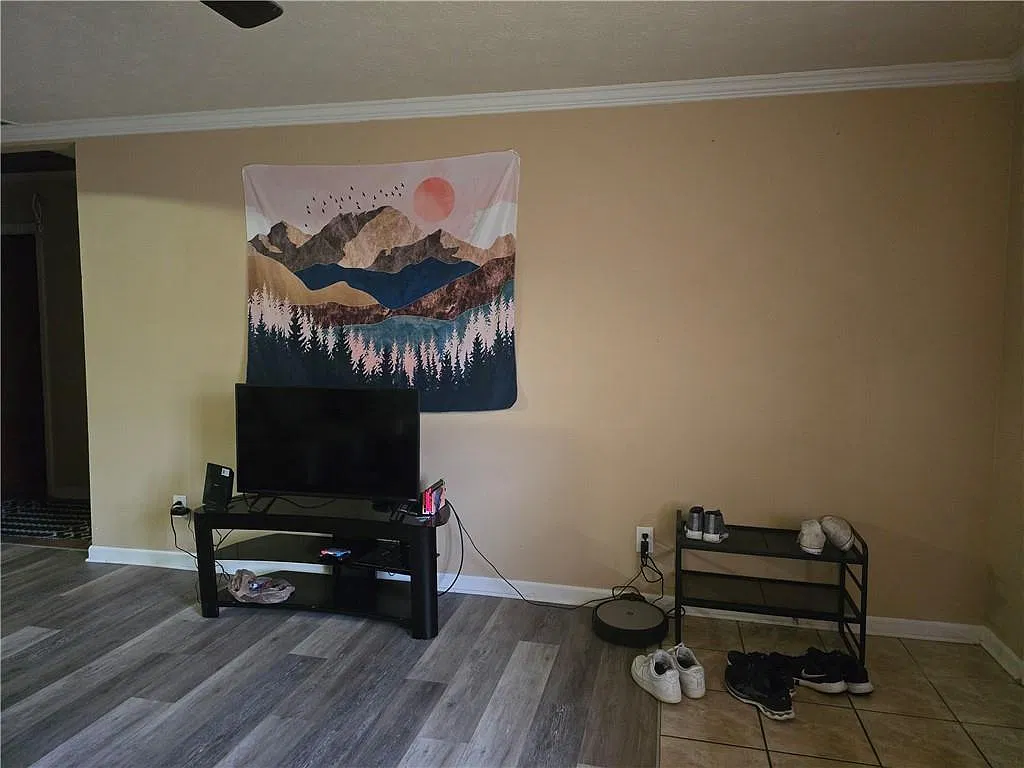 2 bed, 2.0 bath, 2178 sqft, $1,550 — Photo 4