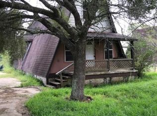 765 County Road 296, Alvin, TX 77511