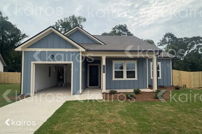 130 Silver Maple Ct — Photo 1