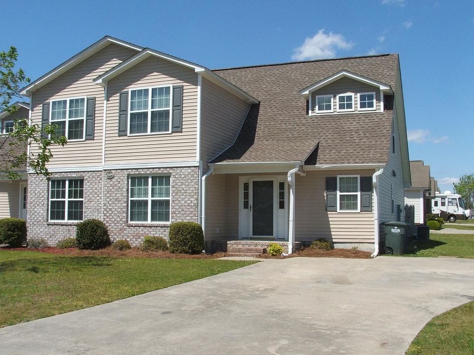 1st image of 2609 B Sawgrass Dr