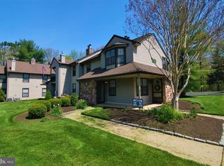 102 Basswood Ct, Warrington, PA