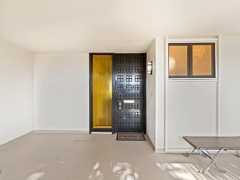 1345 Plaza Pacifica — Photo 2