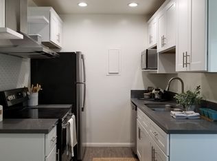 Bleu Apartments, Los Angeles, CA 90028