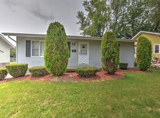 1135 E Johns Ave, Decatur, IL 62521