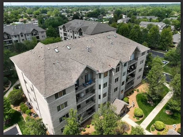 11901 Windemere Ct APT 303, Orland Park, IL 60467
