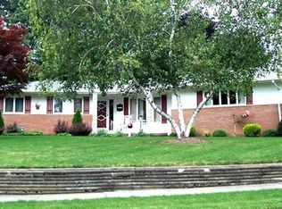 61 Warren St, Rittman, OH 44270