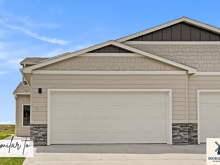 2407 E Jetty Pl — Photo 24