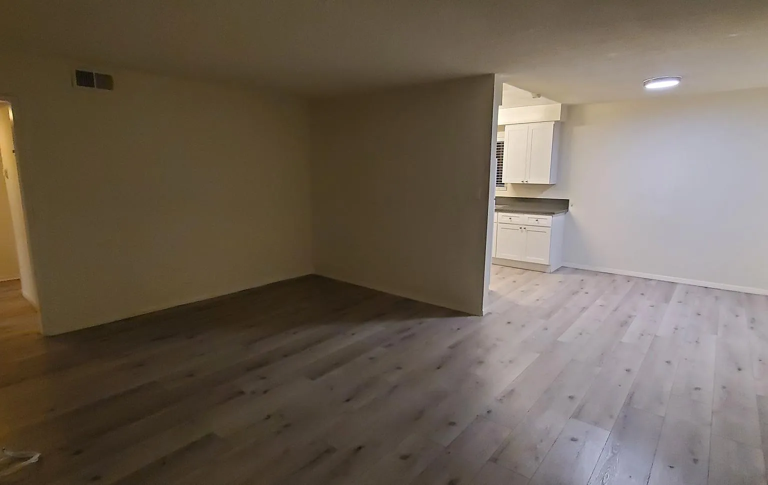 3 bed, $2,975 — Photo 2