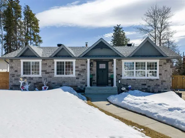 15 NW Virginia Ave, Whitecourt, AB T7S 1H2