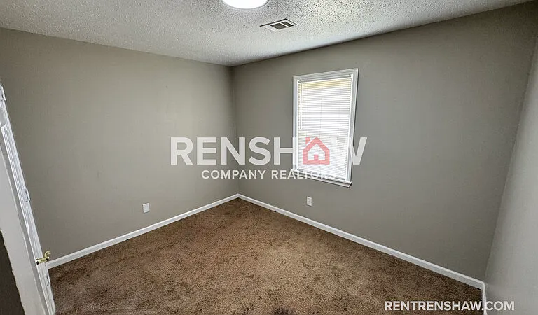 158 Navy Dr — Photo 8