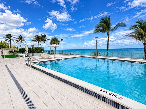 3rd image of 2066 N OCEAN Boulevard #4NW