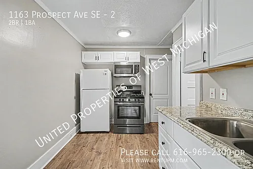 1163 Prospect Ave SE #2 Photo 1