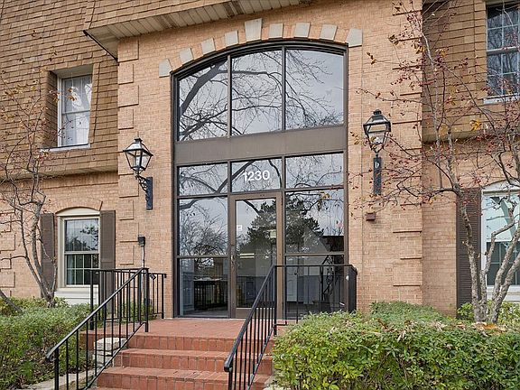 3rd image of 1230 Park Ave W APT 213