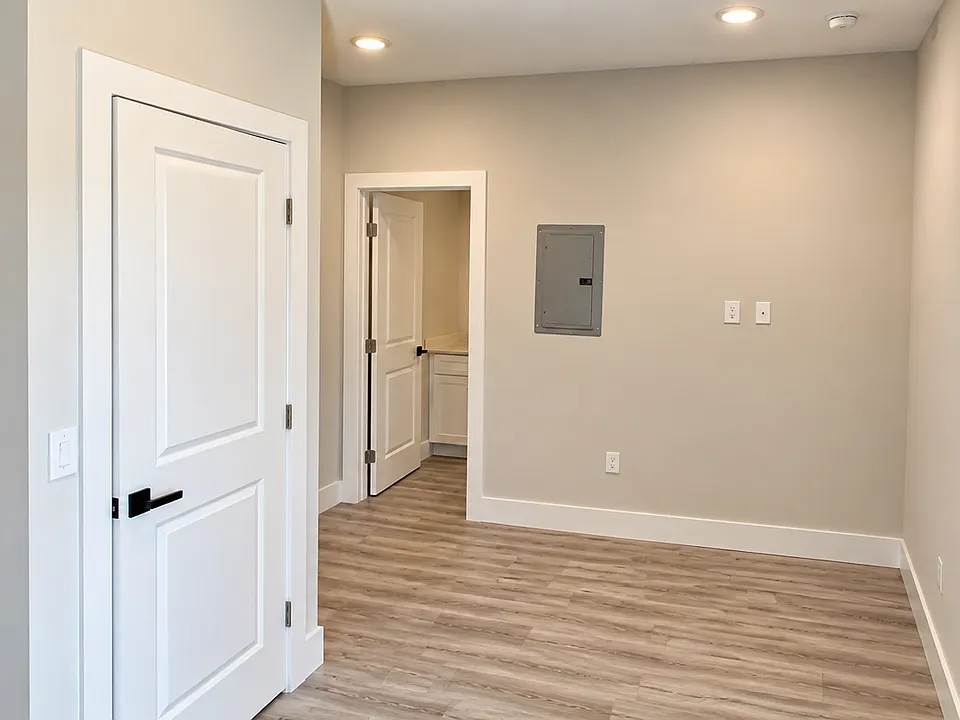 4355 Central Ave #117