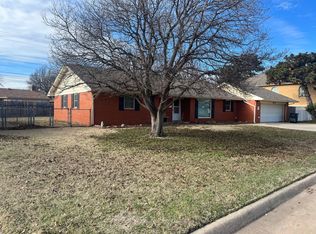 112 S Hoover St, Enid, OK 73703
