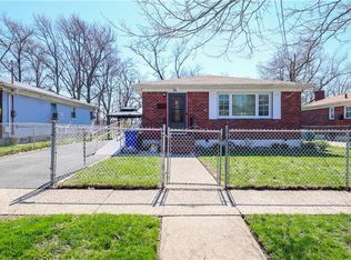 34 Park Hill Cir, Staten Island, NY