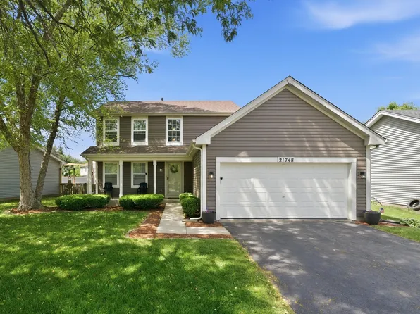 21748 W Juneau Dr, Plainfield, IL 60544