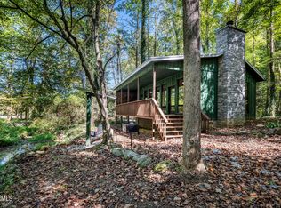 415 Rocky Flats Rd, Cosby, TN 37722