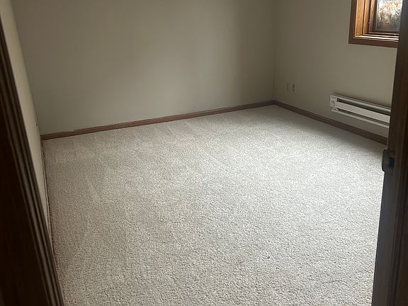 5th image of 3003 Orchard St Suite 2