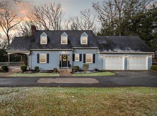 206 Bell Top Dr, Kittanning, PA 16201