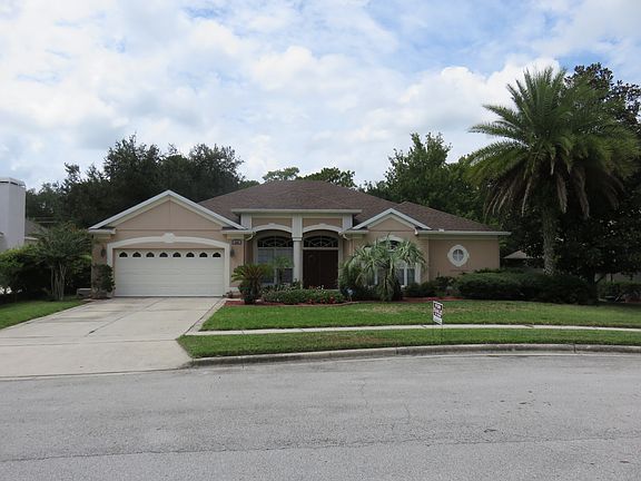 2nd image of 588 Caledonia Pl