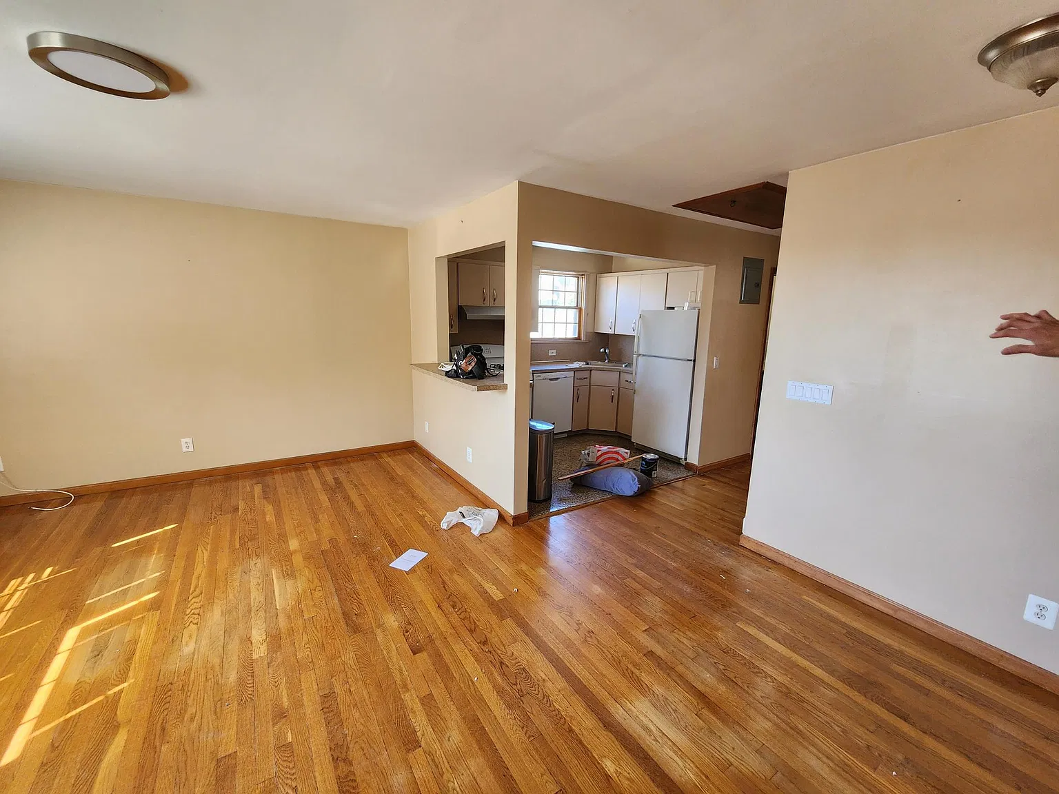 2 bed, 1000 sqft, $2,800 — Photo 4