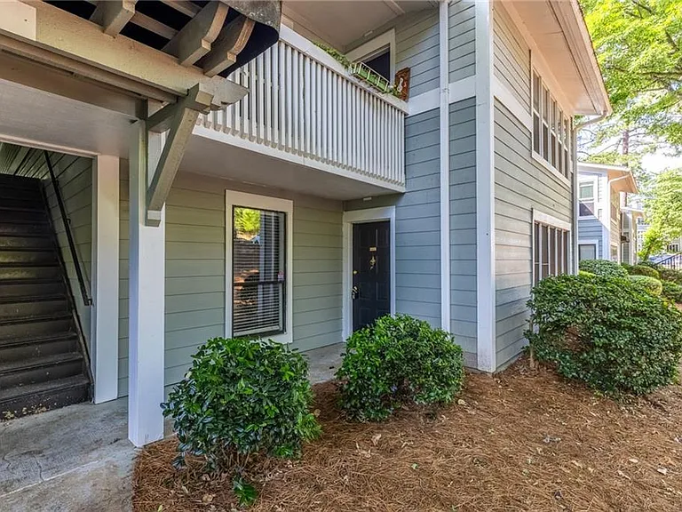 603 Summit North Dr NE #603 — Photo 5