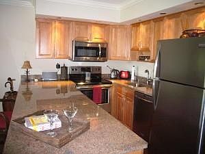 1st image of 620 Greensward Ln APT 203