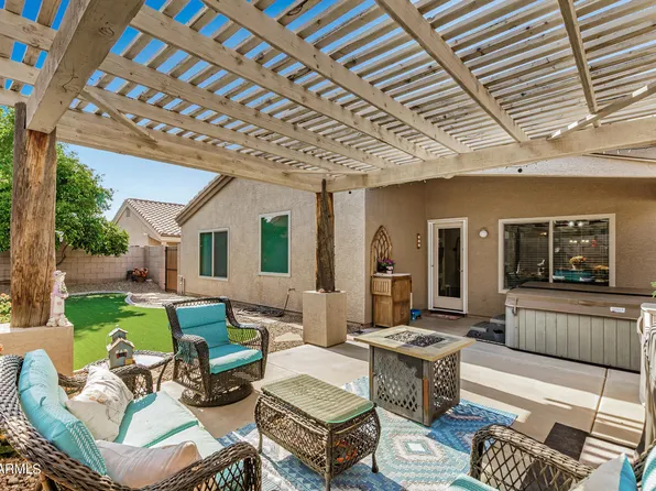 11153 W MADELINE CHRISTIAN Avenue, Surprise, AZ 85378