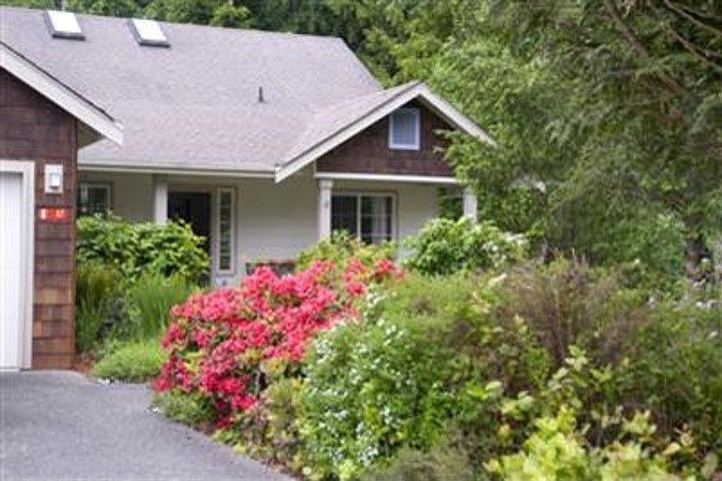 1st image of 67 McKenzie Ln