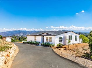 812 Quail Hill Rd, Fallbrook, CA 92028