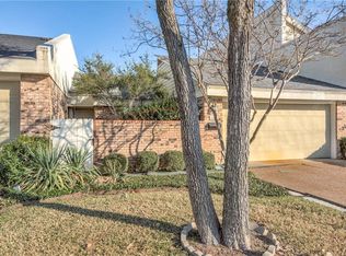 2108 Willowgate Ln, Carrollton, TX 75006