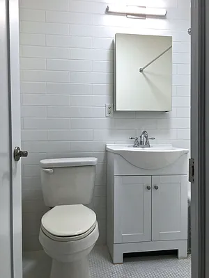 Rented by Space Real Estate | media 33