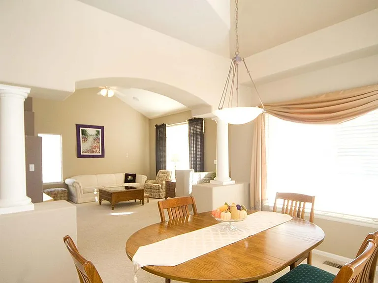 4913 Spyglass Dr — Photo 6