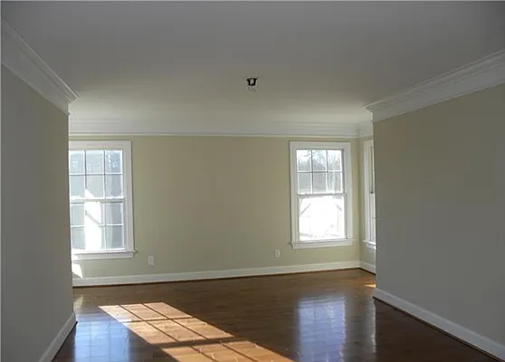 1004 James Madison Dr — Photo 12