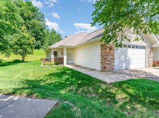 3470 Briarview Ct, Red Wing, MN 55066