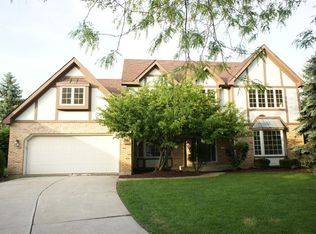 1029 Stanton Dr, Naperville, IL