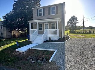 404 Short St, Haw River, NC 27258