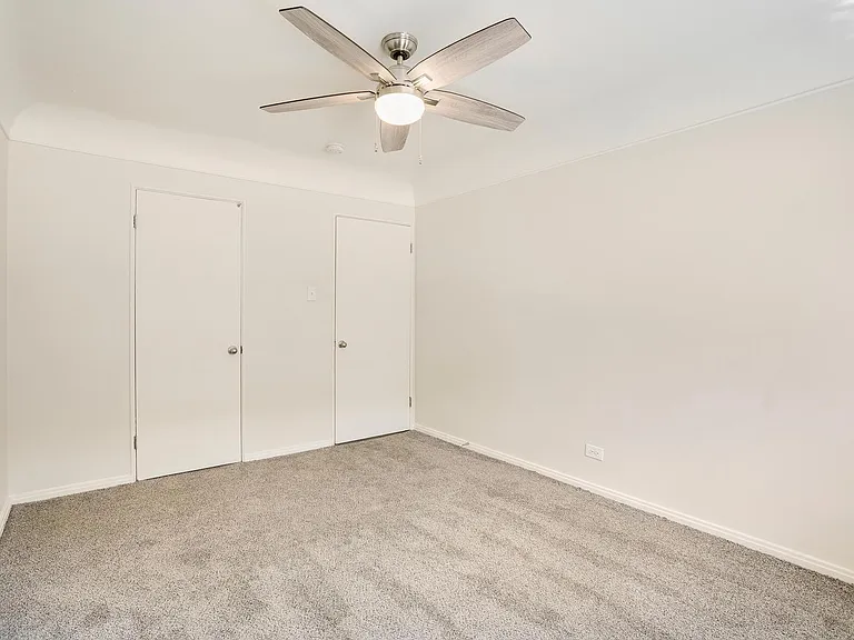 Bermuda Apartments — Photo 43
